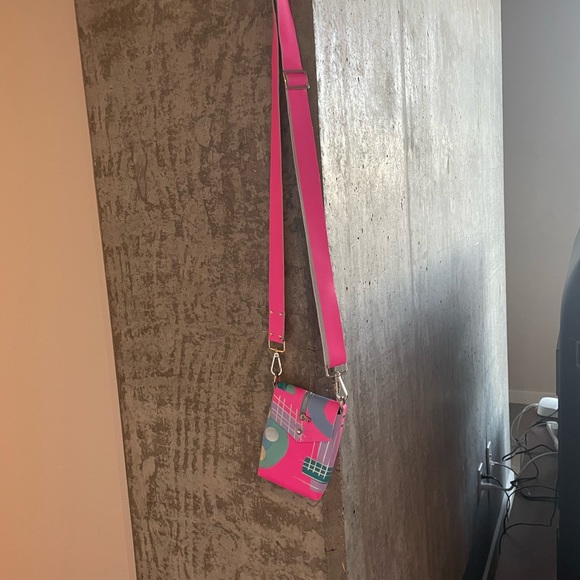 Cute crossbody neon pink bag - Picture 4 of 7